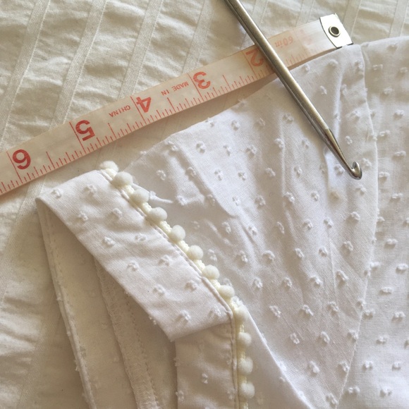 Retro White Buttonup - Picture 6 of 11
